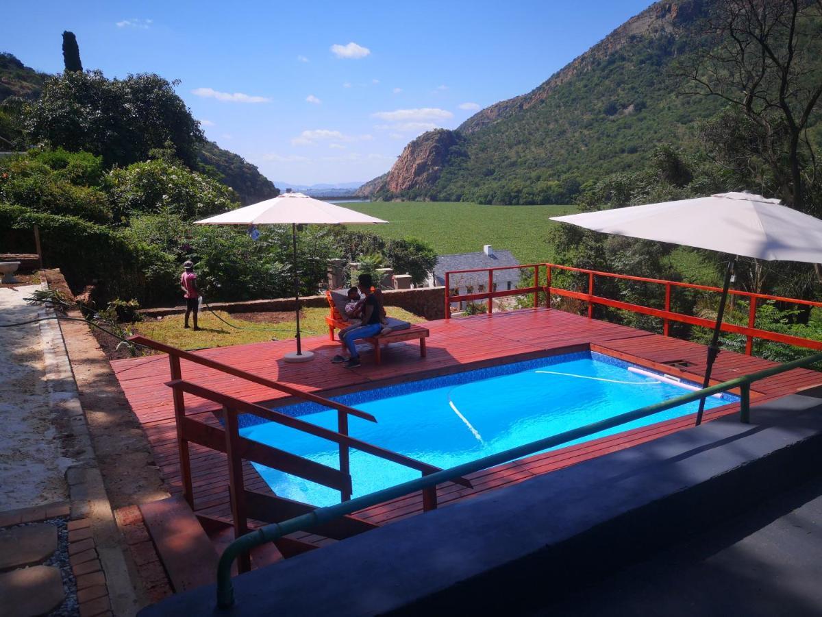 Metsing At Harties Hotel Hartbeespoort Eksteriør billede