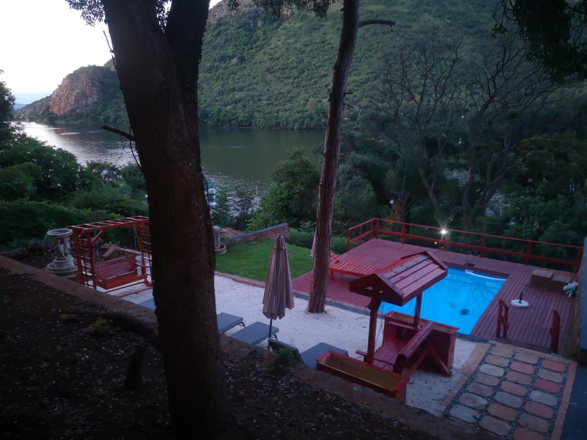 Metsing At Harties Hotel Hartbeespoort Eksteriør billede