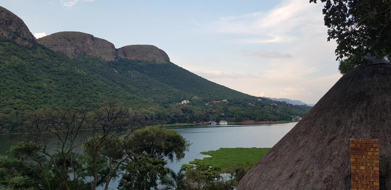 Metsing At Harties Hotel Hartbeespoort Eksteriør billede
